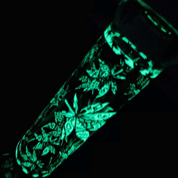 Black Leaf Glow Star Beaker Icebong